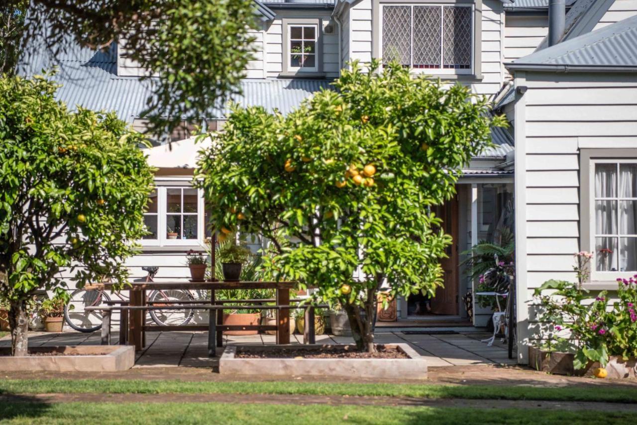 French Bay House Bed & Breakfast Akaroa Exterior foto